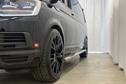 Musta Volkswagen Transporter 2019 kuva 22.