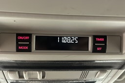 Musta Volkswagen Transporter 2019 kuva 35.