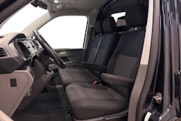 musta Volkswagen Transporter 2020 kuva 8.