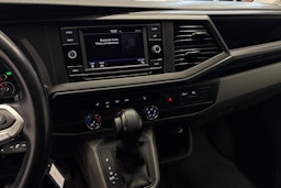 musta Volkswagen Transporter 2020 kuva 14.