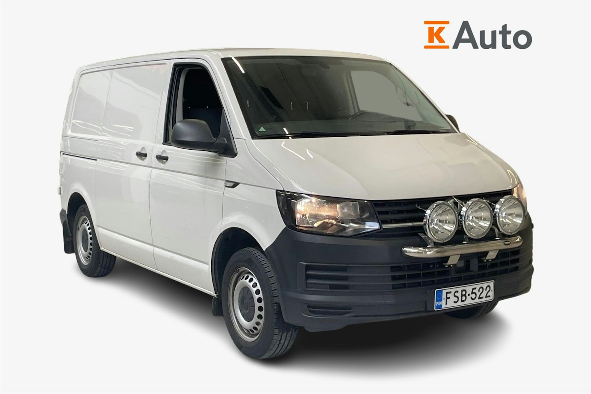 valkoinen Volkswagen Transporter 2019 kuva 1.