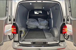 hopea Volkswagen Transporter 2019 kuva 8.