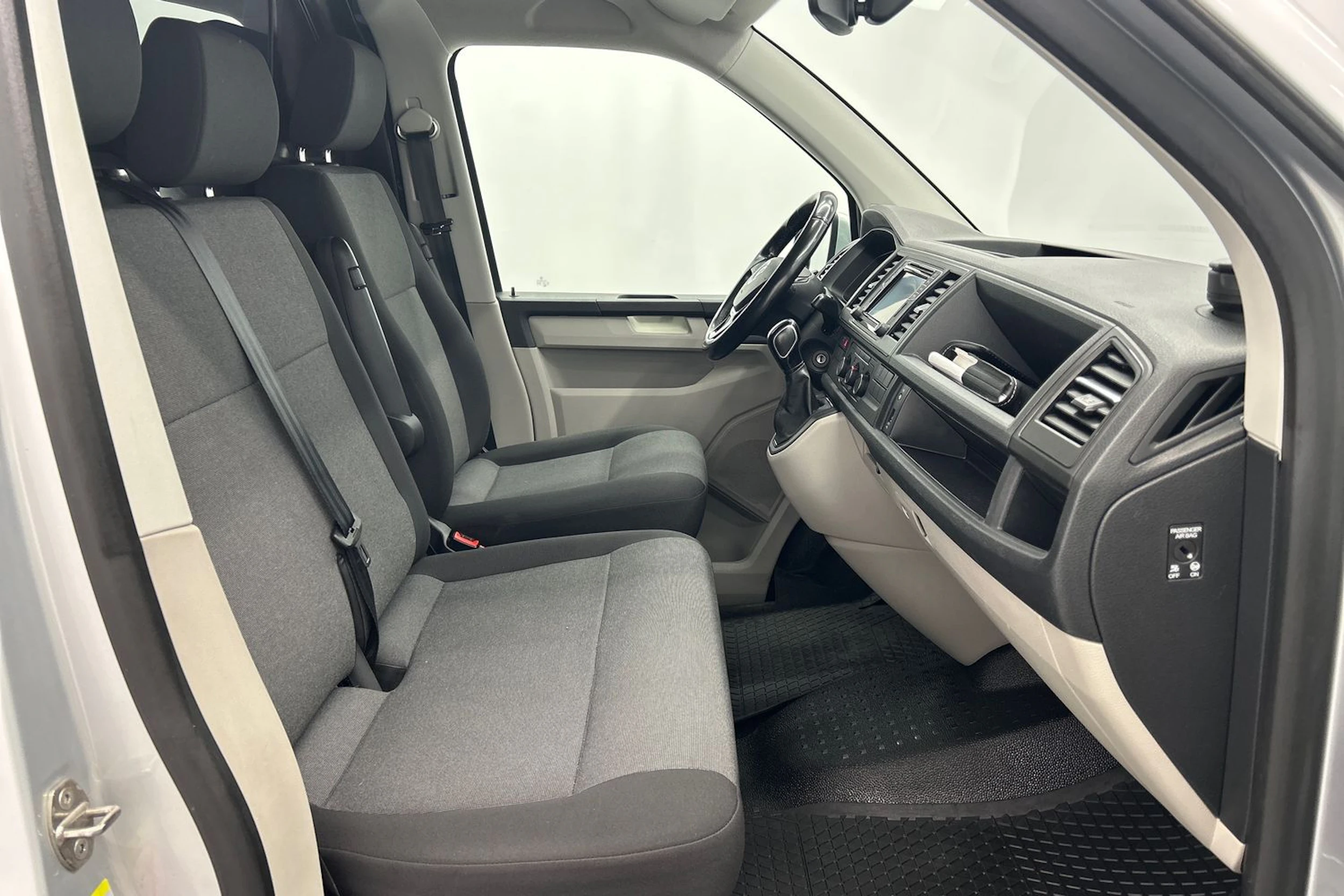 hopea Volkswagen Transporter 2019 kuva 20.