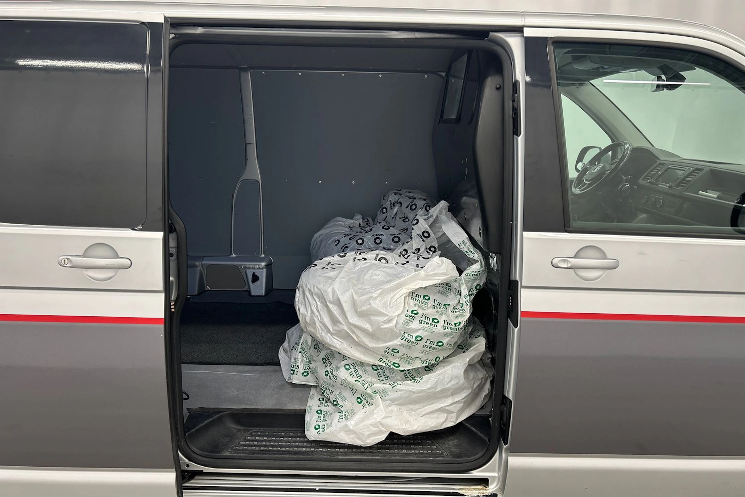 hopea Volkswagen Transporter 2019 kuva 21.