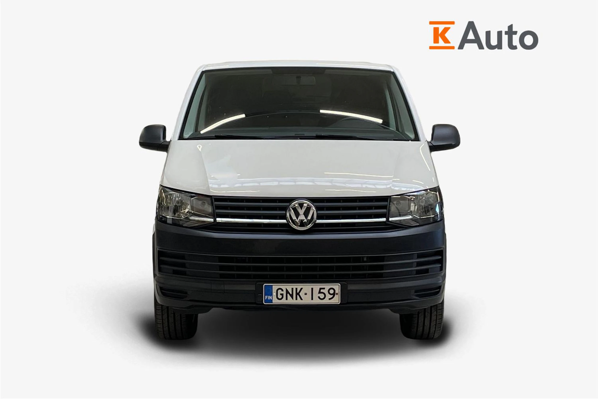 valkoinen Volkswagen Transporter 2019 kuva 5.