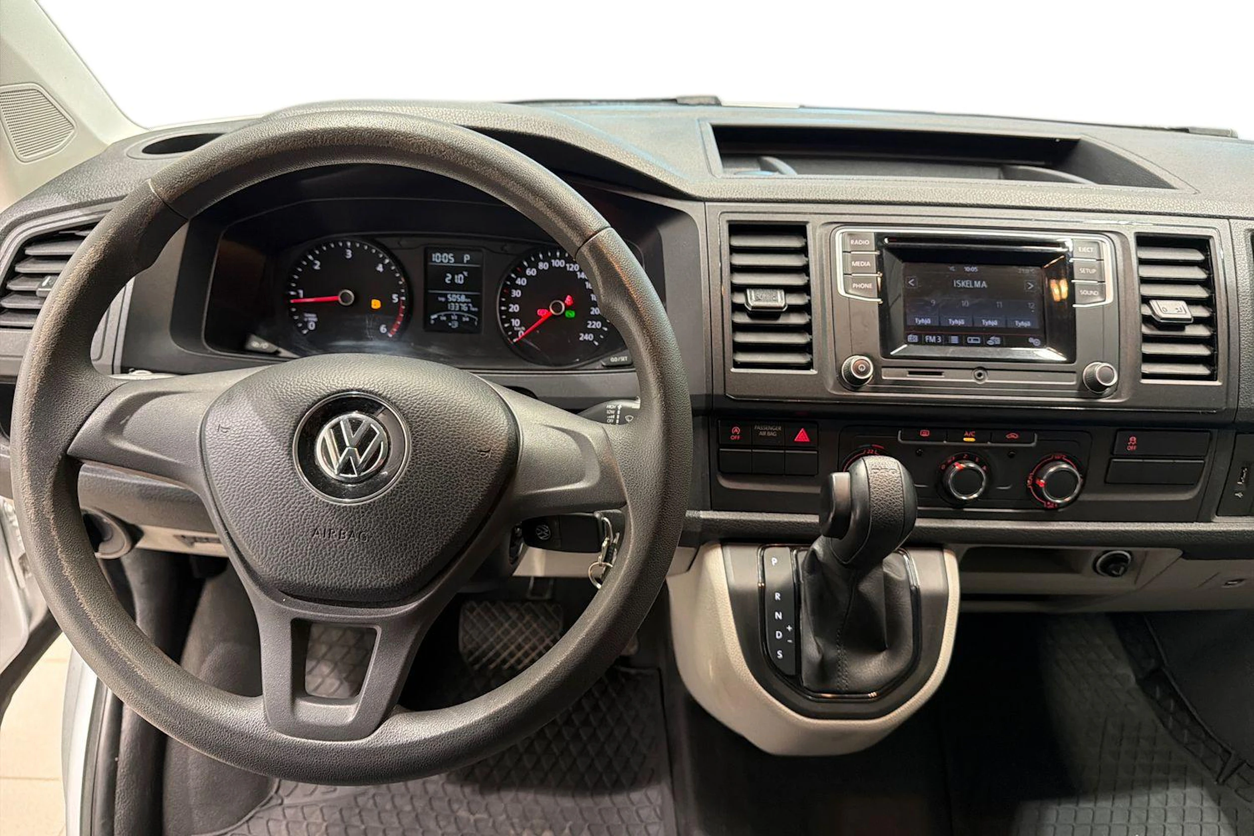 hopea Volkswagen Transporter 2019 kuva 9.