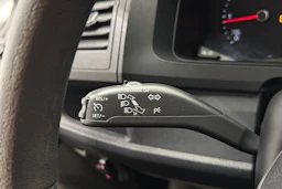 hopea Volkswagen Transporter 2019 kuva 17.