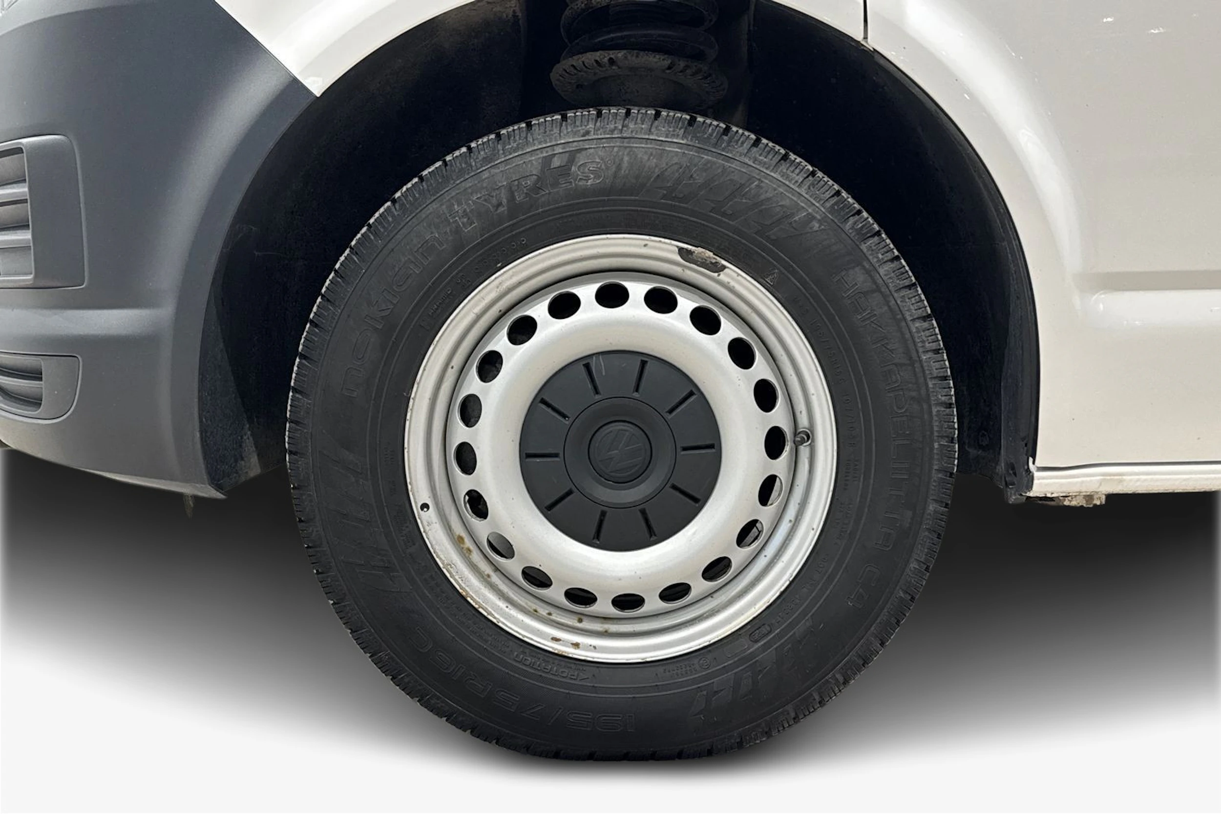 valkoinen Volkswagen Transporter 2019 kuva 11.