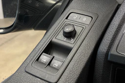 sininen Volkswagen Transporter 2019 kuva 13.