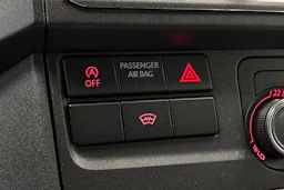sininen Volkswagen Transporter 2019 kuva 18.