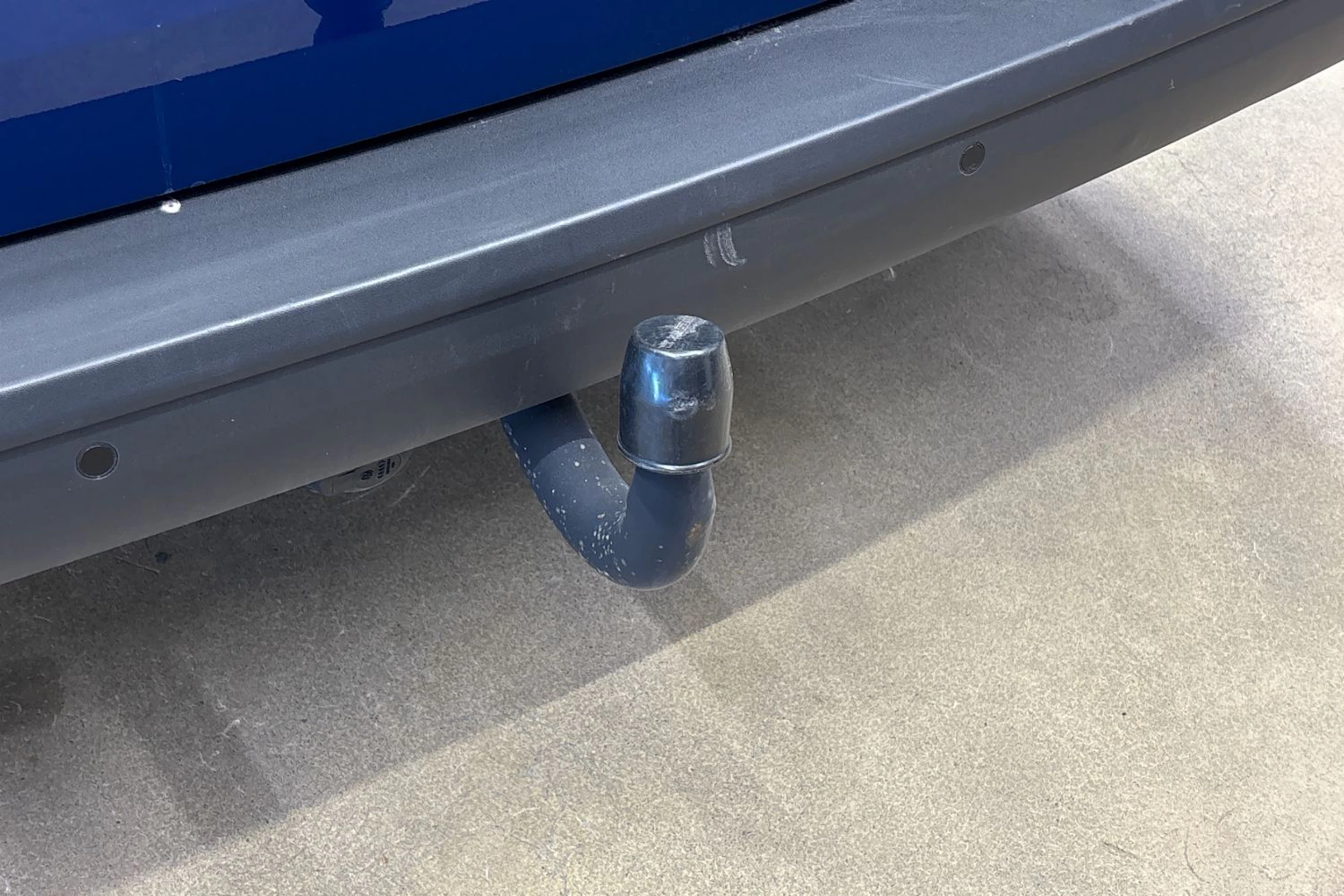 sininen Volkswagen Transporter 2019 kuva 28.
