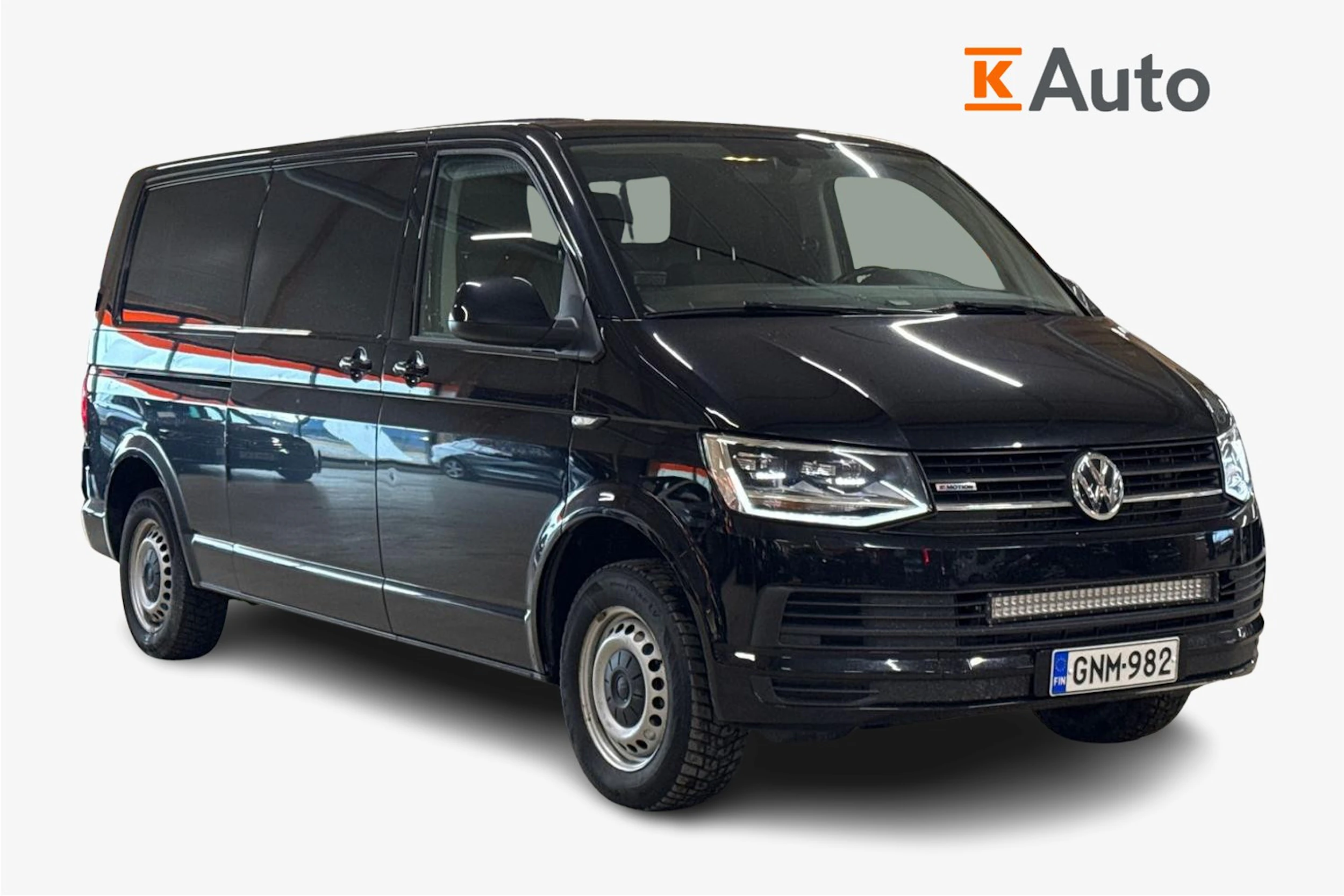 musta Volkswagen Transporter 2019 kuva 1.