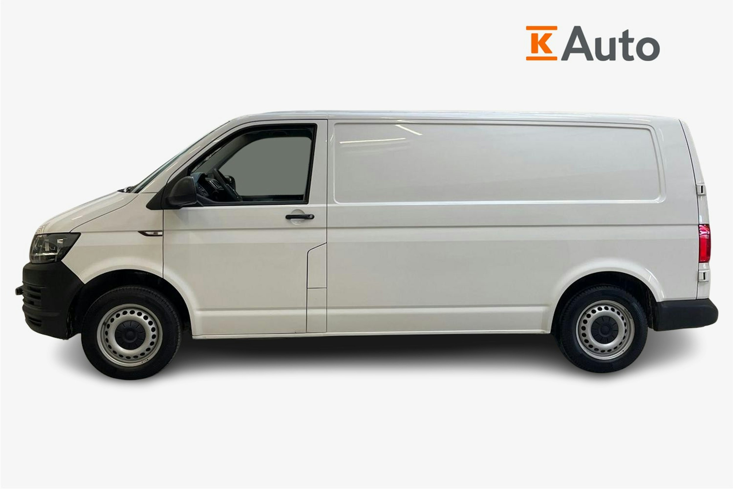 valkoinen Volkswagen Transporter 2019 kuva 6.