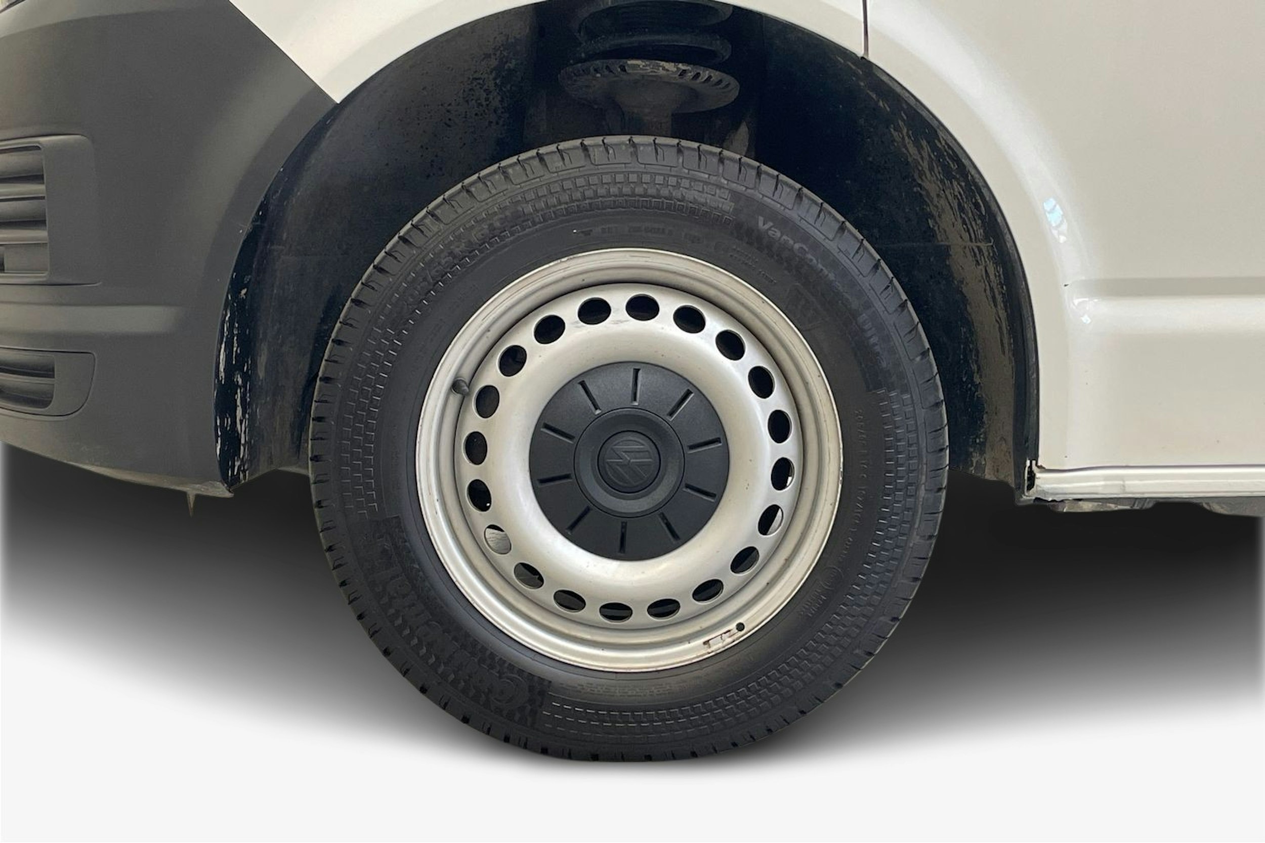 valkoinen Volkswagen Transporter 2019 kuva 11.
