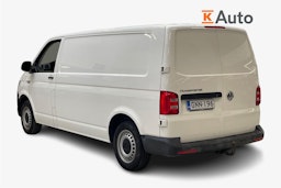 valkoinen Volkswagen Transporter 2019 kuva 2.