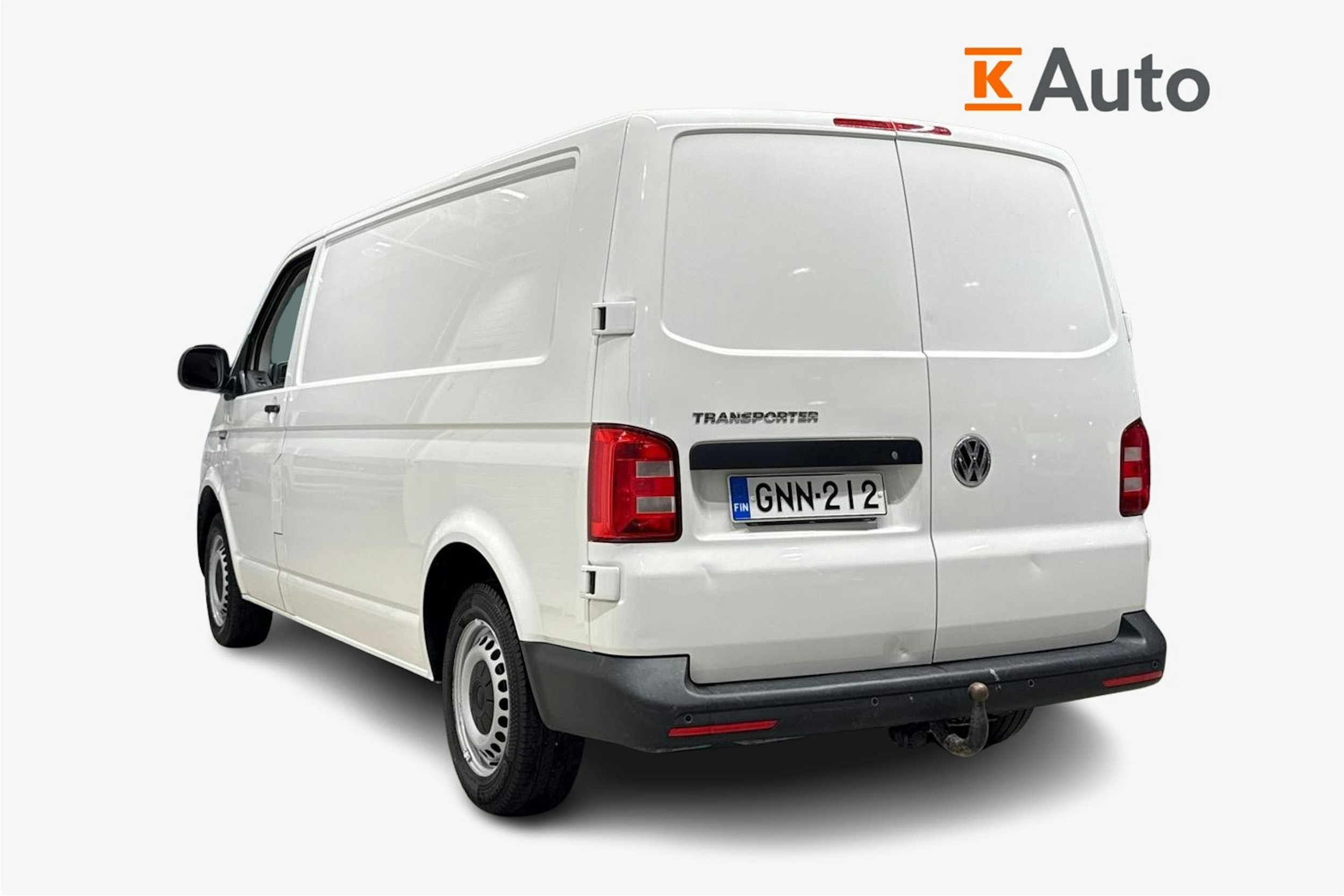 Valkoinen Volkswagen Transporter 2019 kuva 2.