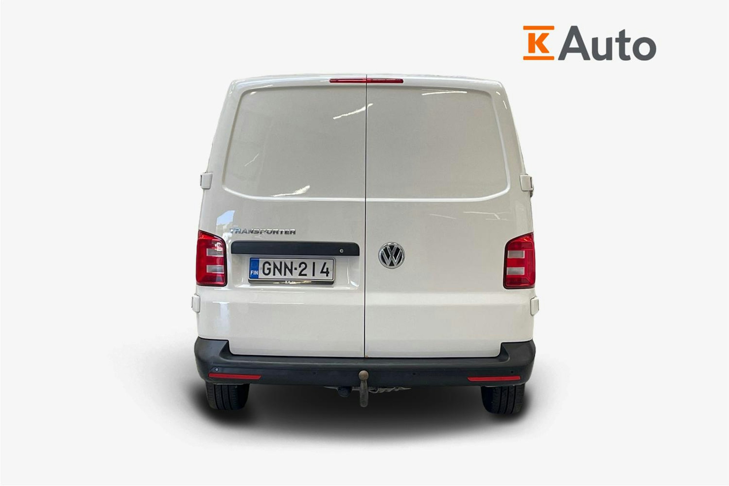 valkoinen Volkswagen Transporter 2019 kuva 3.
