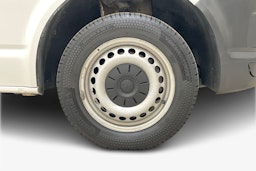 valkoinen Volkswagen Transporter 2019 kuva 11.