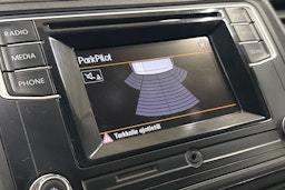 Valkoinen Volkswagen Transporter 2019 kuva 21.