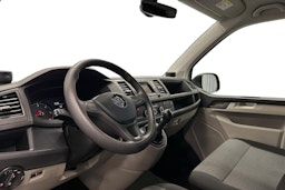 valkoinen Volkswagen Transporter 2019 kuva 8.