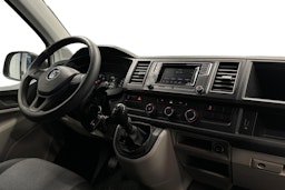 valkoinen Volkswagen Transporter 2019 kuva 9.