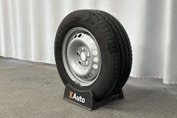 valkoinen Volkswagen Transporter 2019 kuva 13.