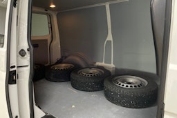 Valkoinen Volkswagen TRANSPORTER 2019 kuva 13.