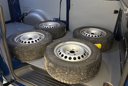 sininen Volkswagen Transporter 2019 kuva 21.