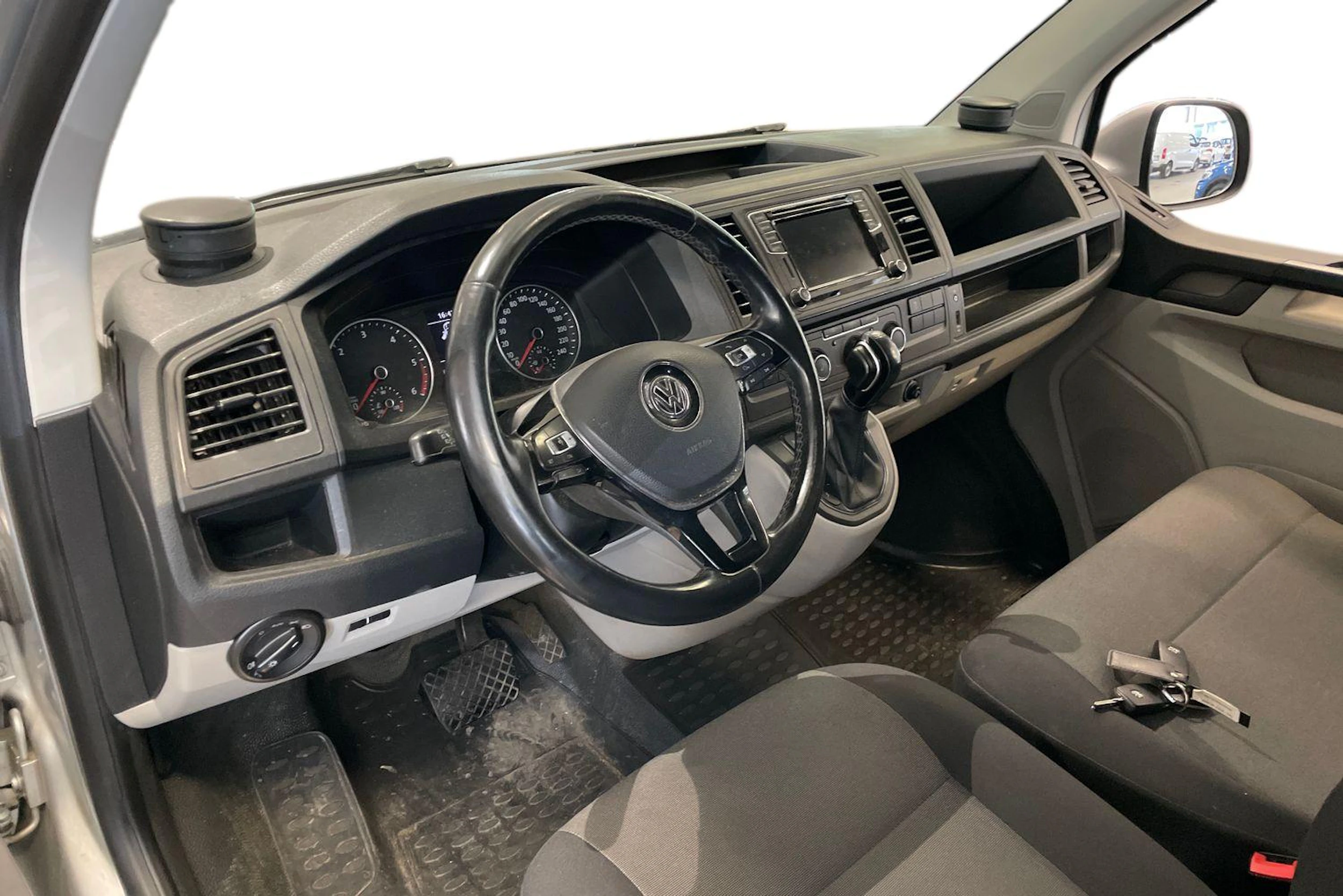 Hopea Volkswagen TRANSPORTER 2019 kuva 3.