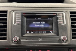 sininen Volkswagen Transporter 2019 kuva 19.