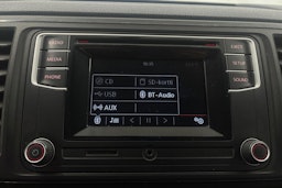 valkoinen Volkswagen Transporter 2019 kuva 25.