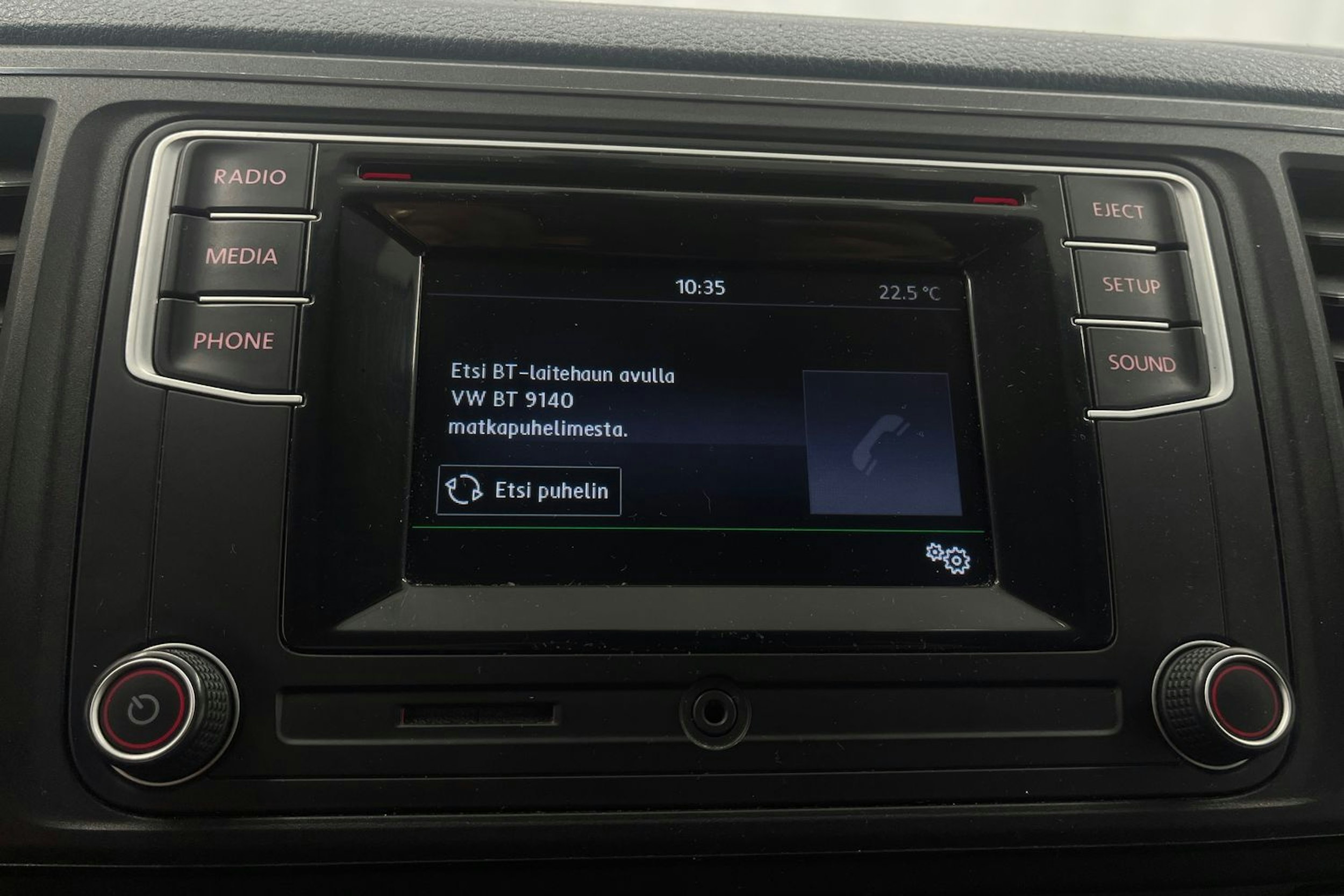valkoinen Volkswagen Transporter 2019 kuva 26.