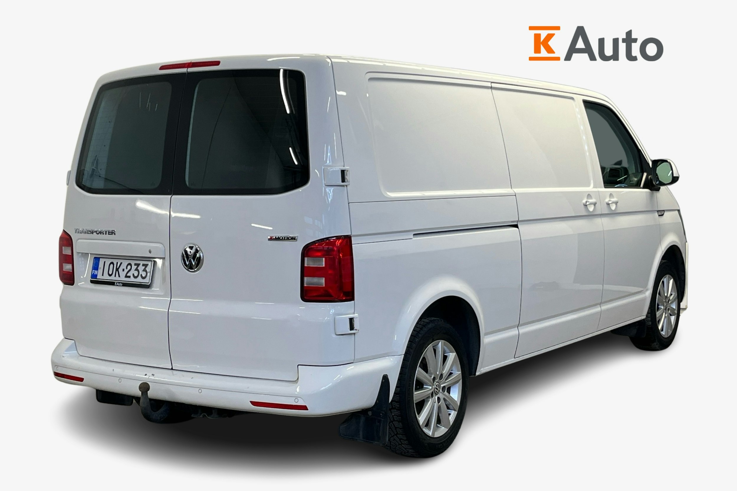 valkoinen Volkswagen Transporter 2019 kuva 2.