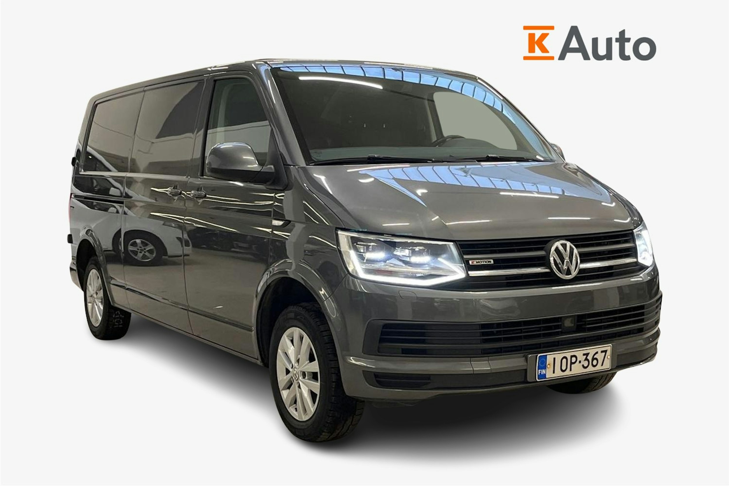 harmaa Volkswagen Transporter 2019 kuva 1.
