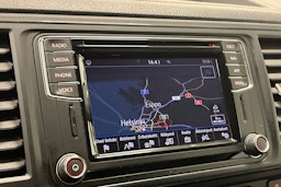 harmaa Volkswagen Transporter 2019 kuva 16.