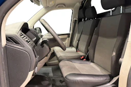 sininen Volkswagen Transporter 2019 kuva 11.