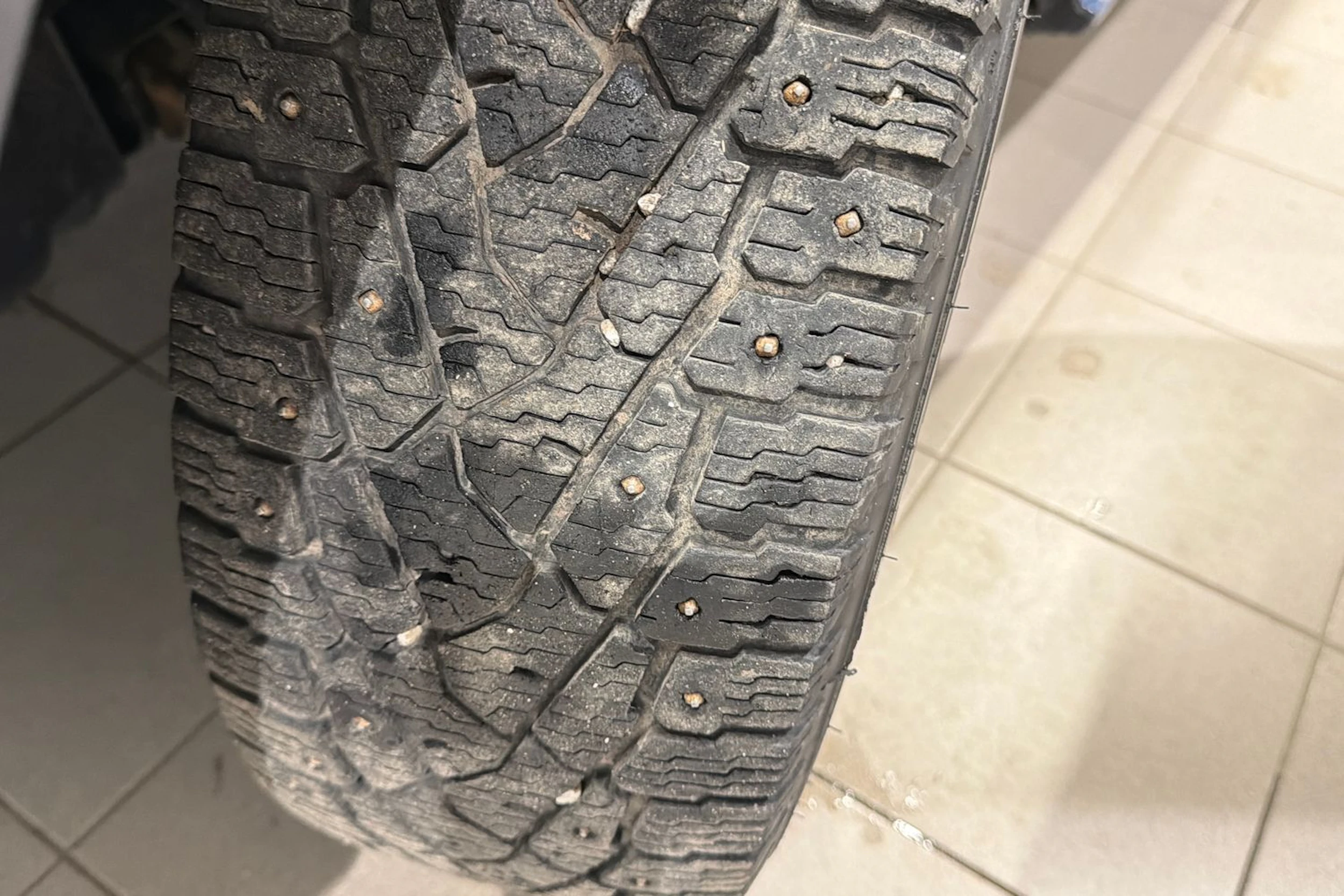 sininen Volkswagen Transporter 2019 kuva 13.