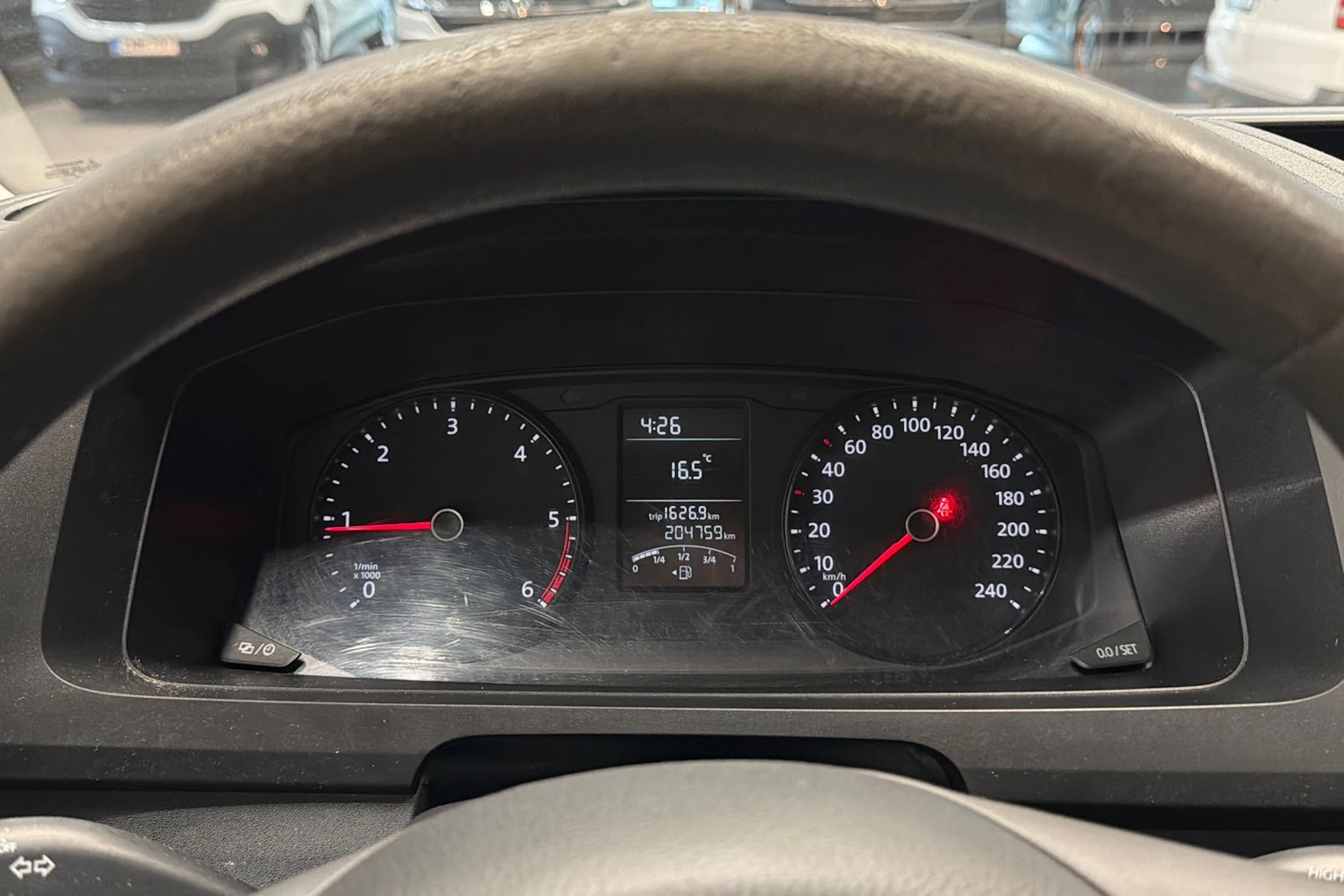 sininen Volkswagen Transporter 2019 kuva 17.