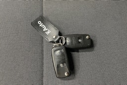 Sininen Volkswagen TRANSPORTER 2019 kuva 20.
