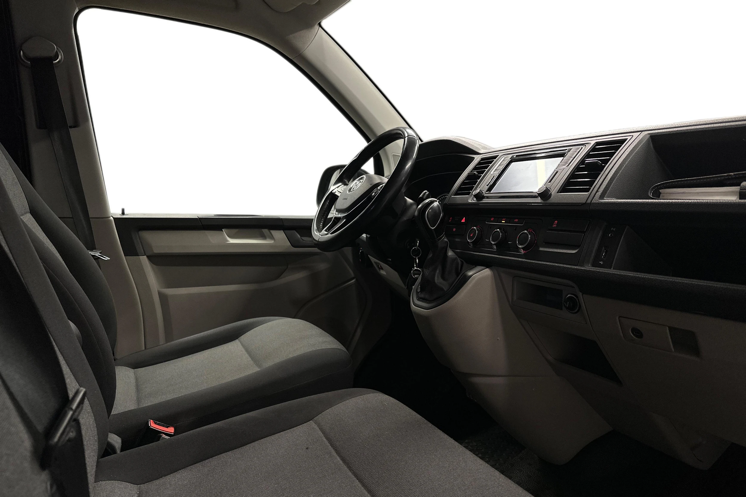 musta Volkswagen Transporter 2019 kuva 7.