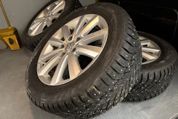 keltainen Volkswagen Transporter 2019 kuva 14.
