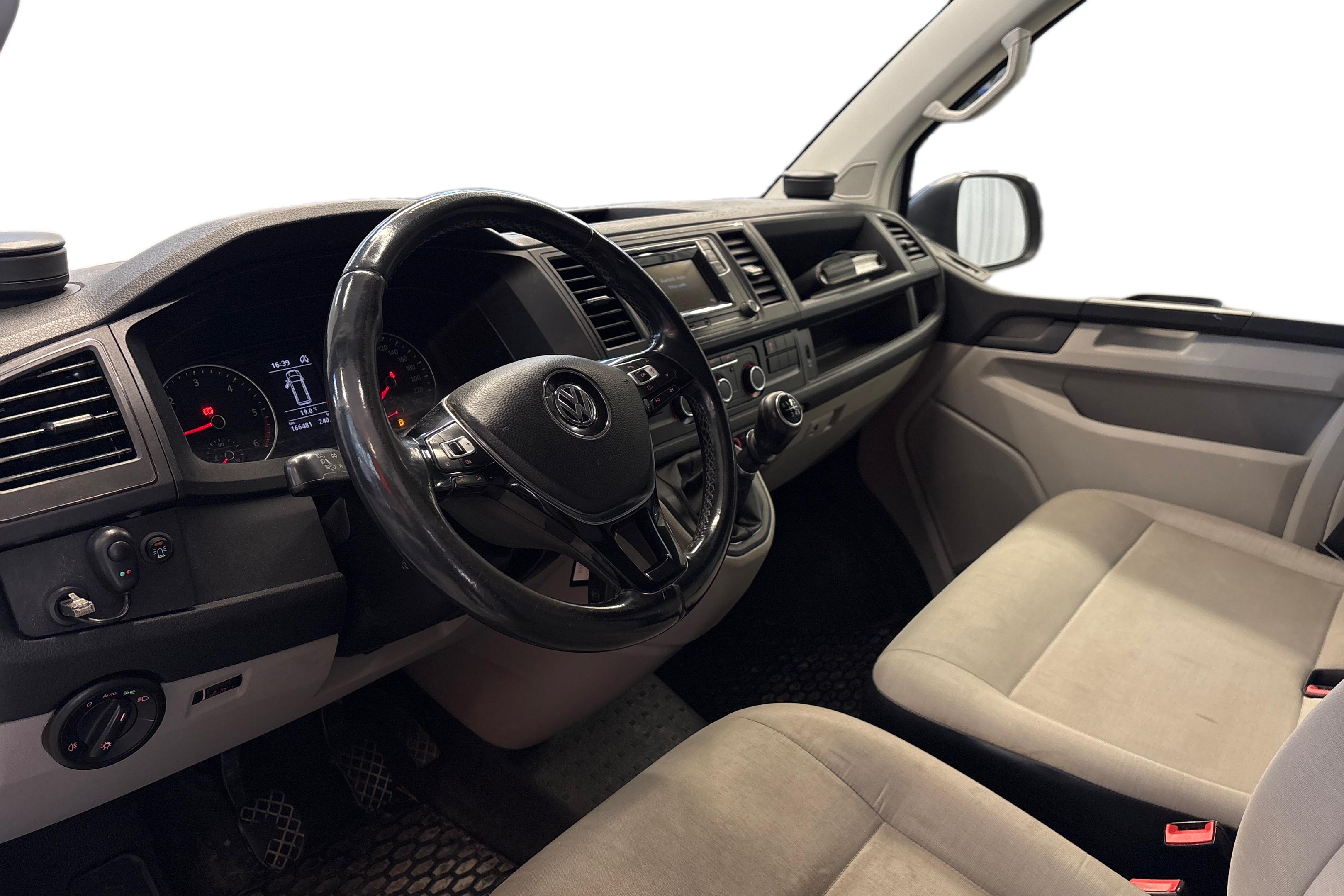 Volkswagen Transporter 2019, kuva 3/15
