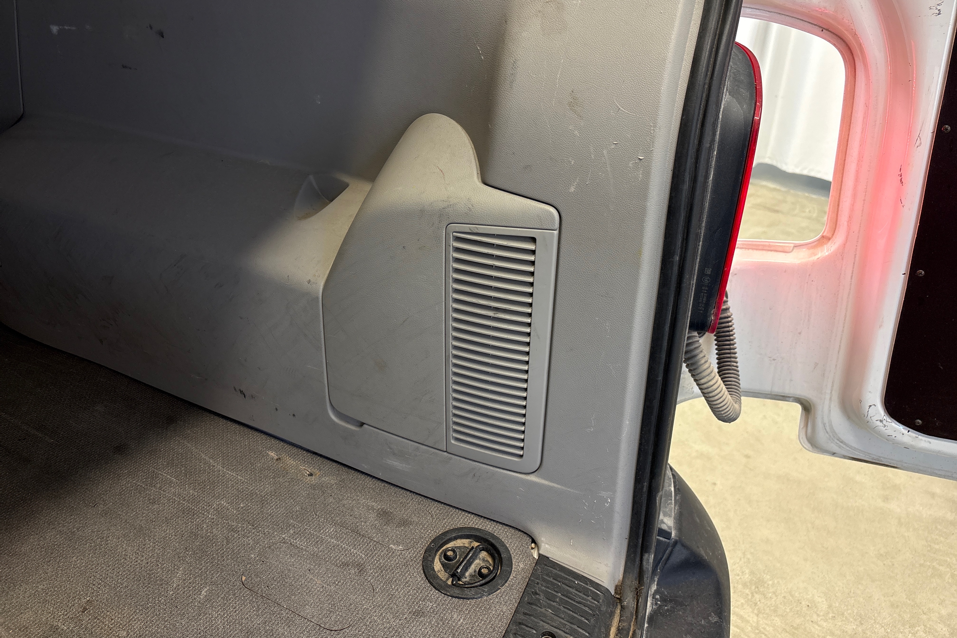 Volkswagen Transporter 2019, kuva 6/15