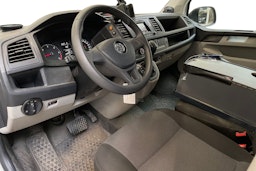 valkoinen Volkswagen Transporter 2019 kuva 3.