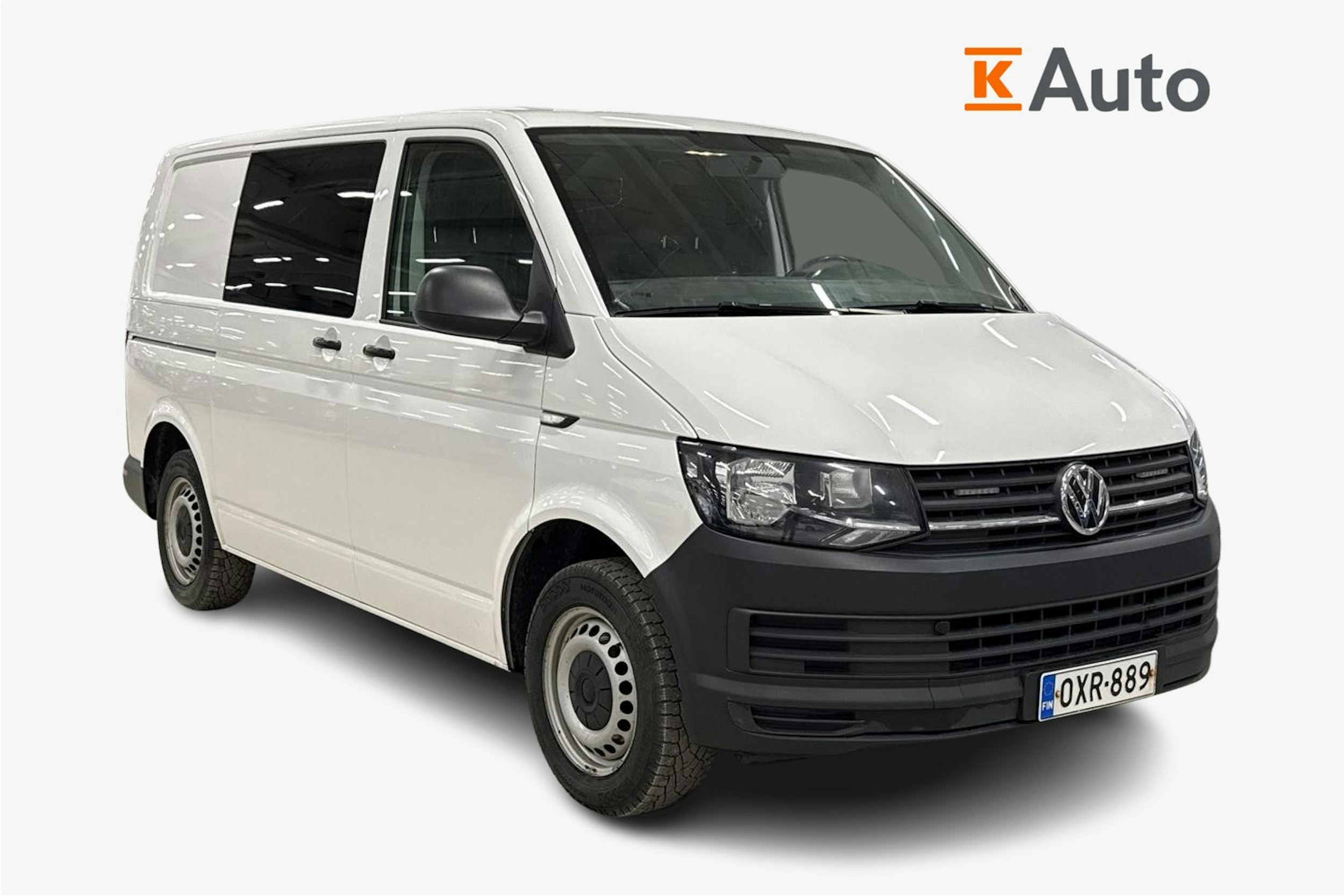 valkoinen Volkswagen Transporter 2019 kuva 1.