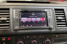 musta Volkswagen Transporter 2019 kuva 19.