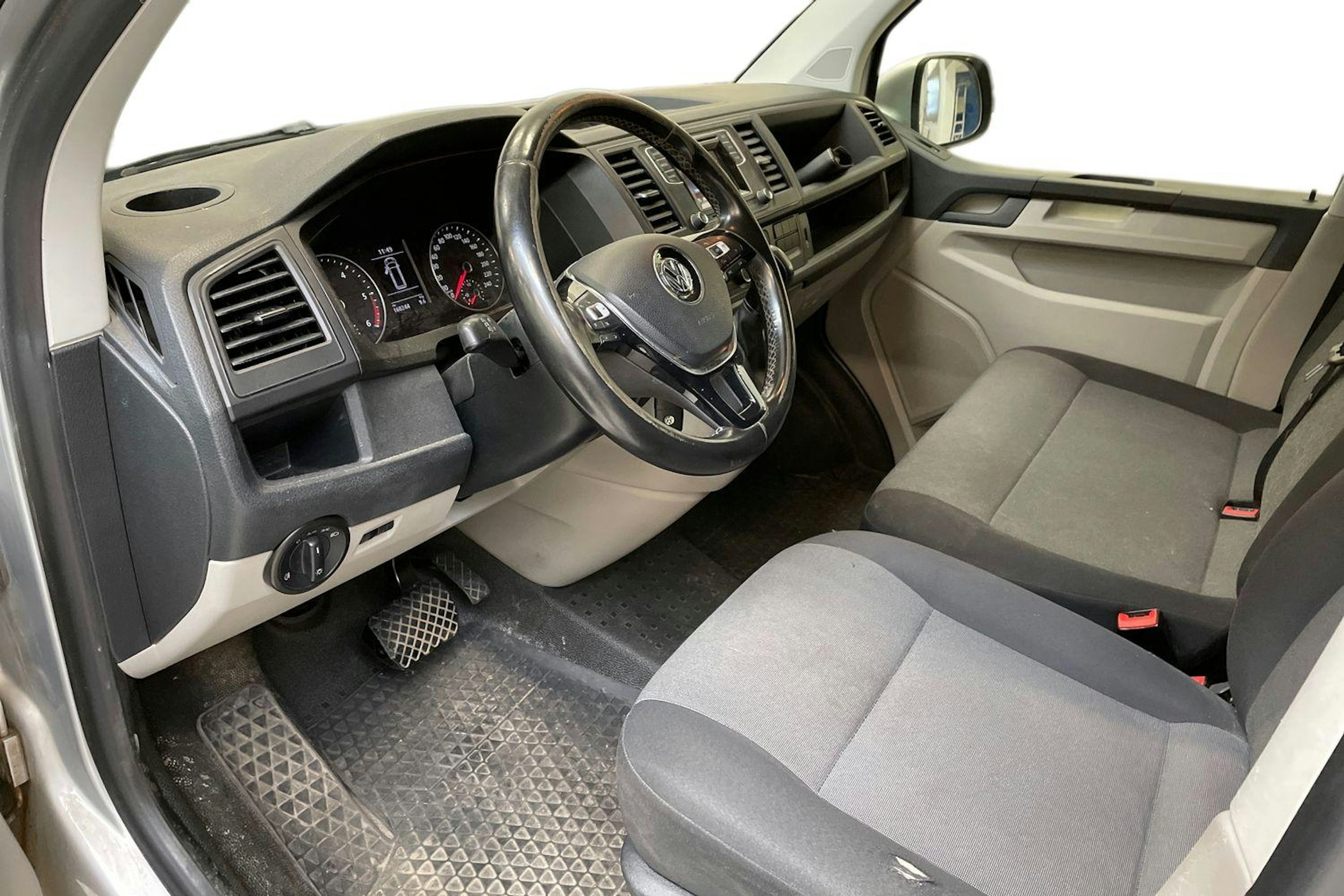 hopea Volkswagen Transporter 2019 kuva 3.