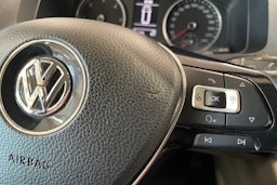 harmaa Volkswagen Transporter 2019 kuva 26.