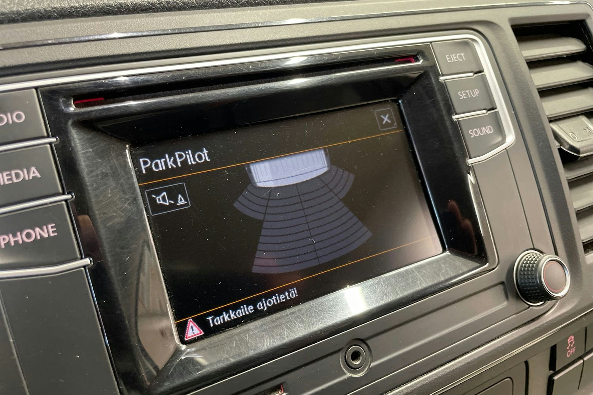 harmaa Volkswagen Transporter 2019 kuva 33.