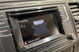 harmaa Volkswagen Transporter 2019 kuva 33.